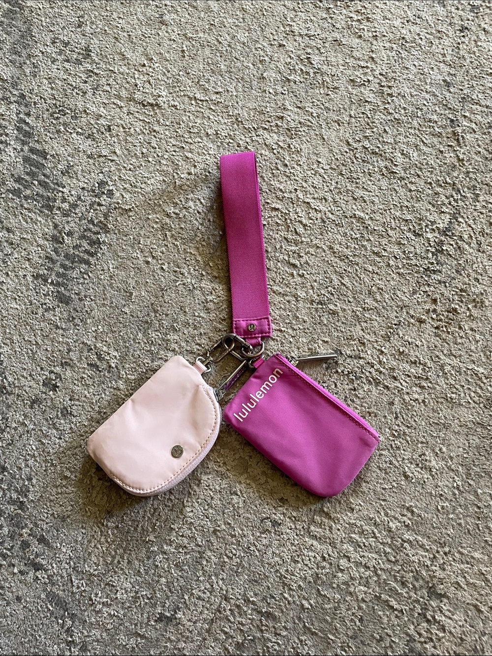 Lululemon athletica dual pouch keychain wristlet Pow Pink/Flush Pink tone